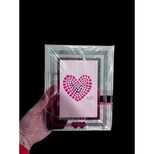 Vtg New In Gift Box XOXO Glass PHOTO FRAME  2 Hearts Silver Border